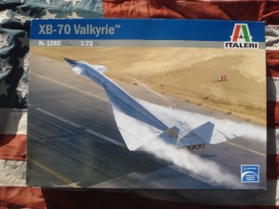 Italeri 1282  XB-70 Valkyrie